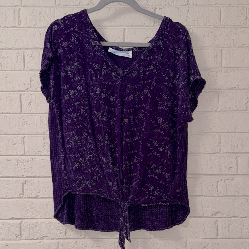 big water blue sky Purple Boho Floral Women's Top. S.